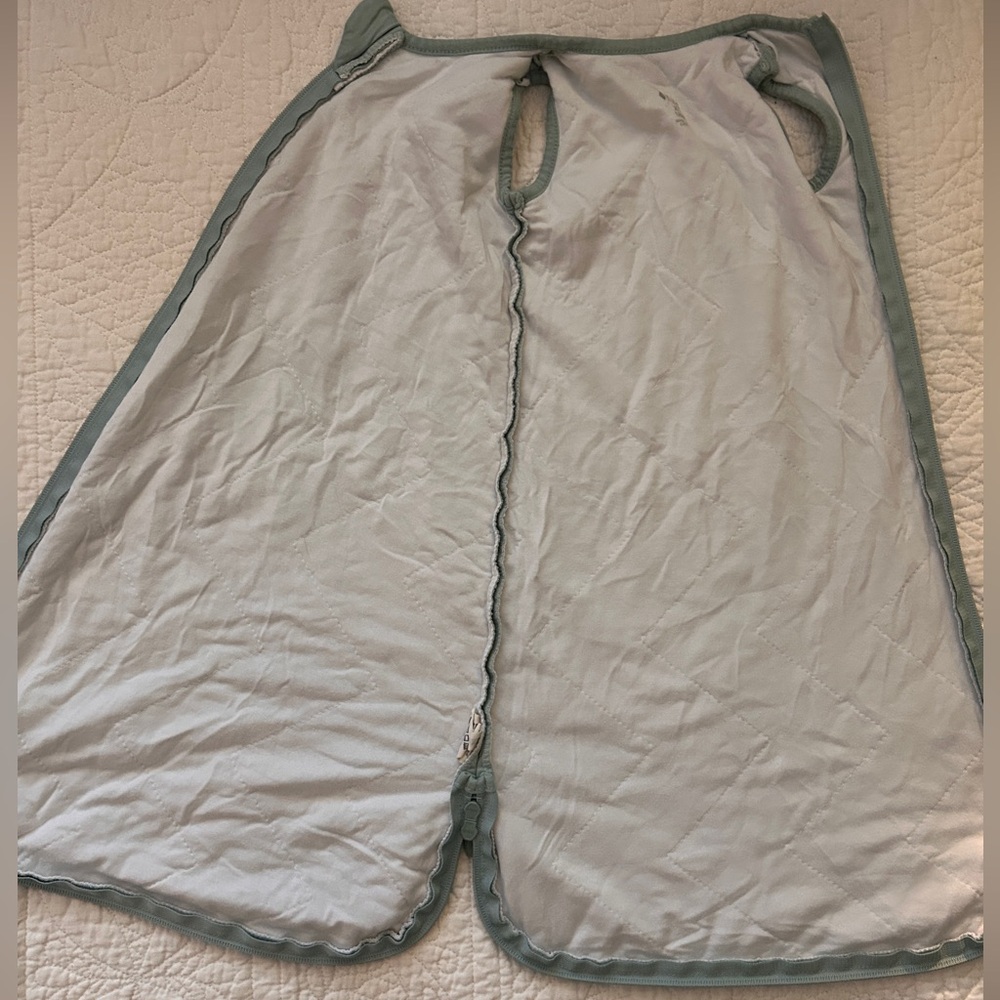 KyteBABY Sleep Sack in Sage Green, XS, 1.0 TOG - Picture 4 of 4